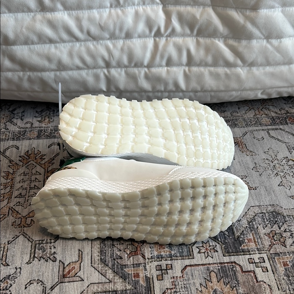 John Richmond - NEW!!COLORBLOCK SNEAKER IN WHITE/CELESTE/GREEN - Size 9 - Picture 9 of 9